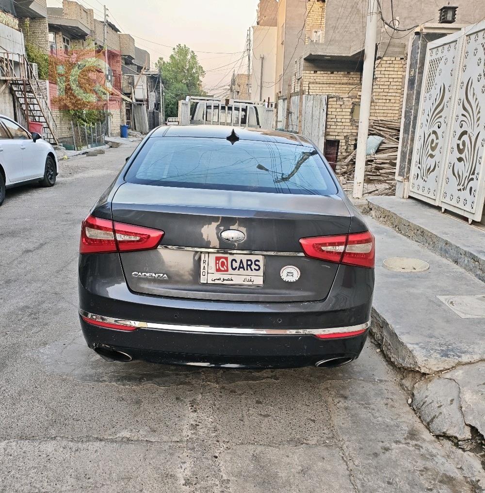 كيا كادينزا